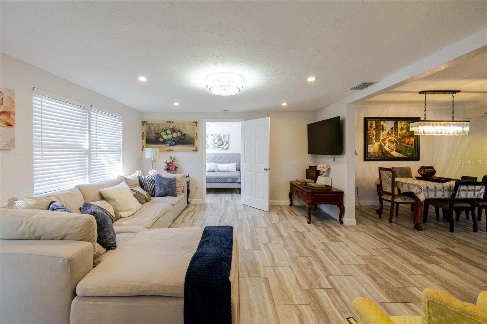 Image 13 of 51 For 4925 Remington Drive