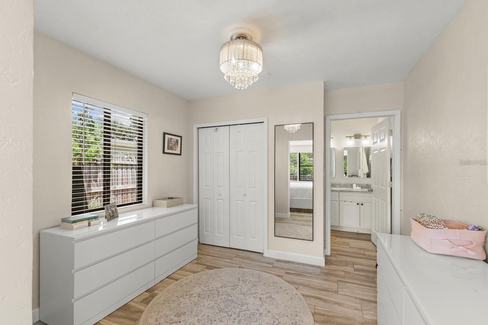 Image 25 of 51 For 4925 Remington Drive