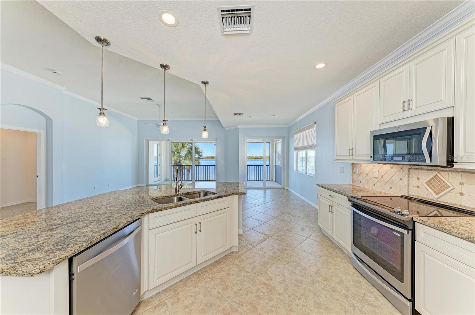 Image 19 of 68 For 1246 Riverscape Street