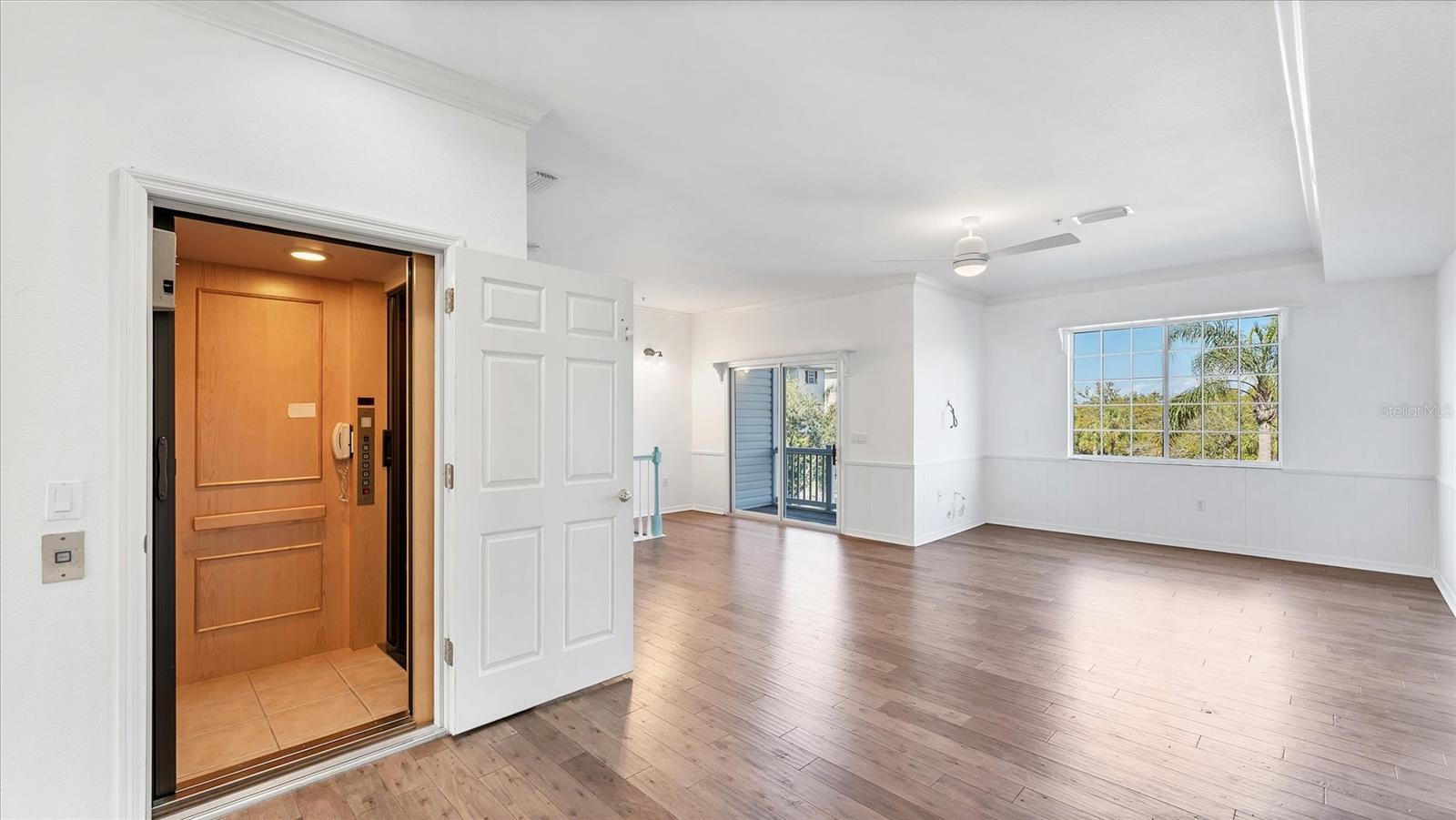 Image 20 of 56 For 3324 10th Lane