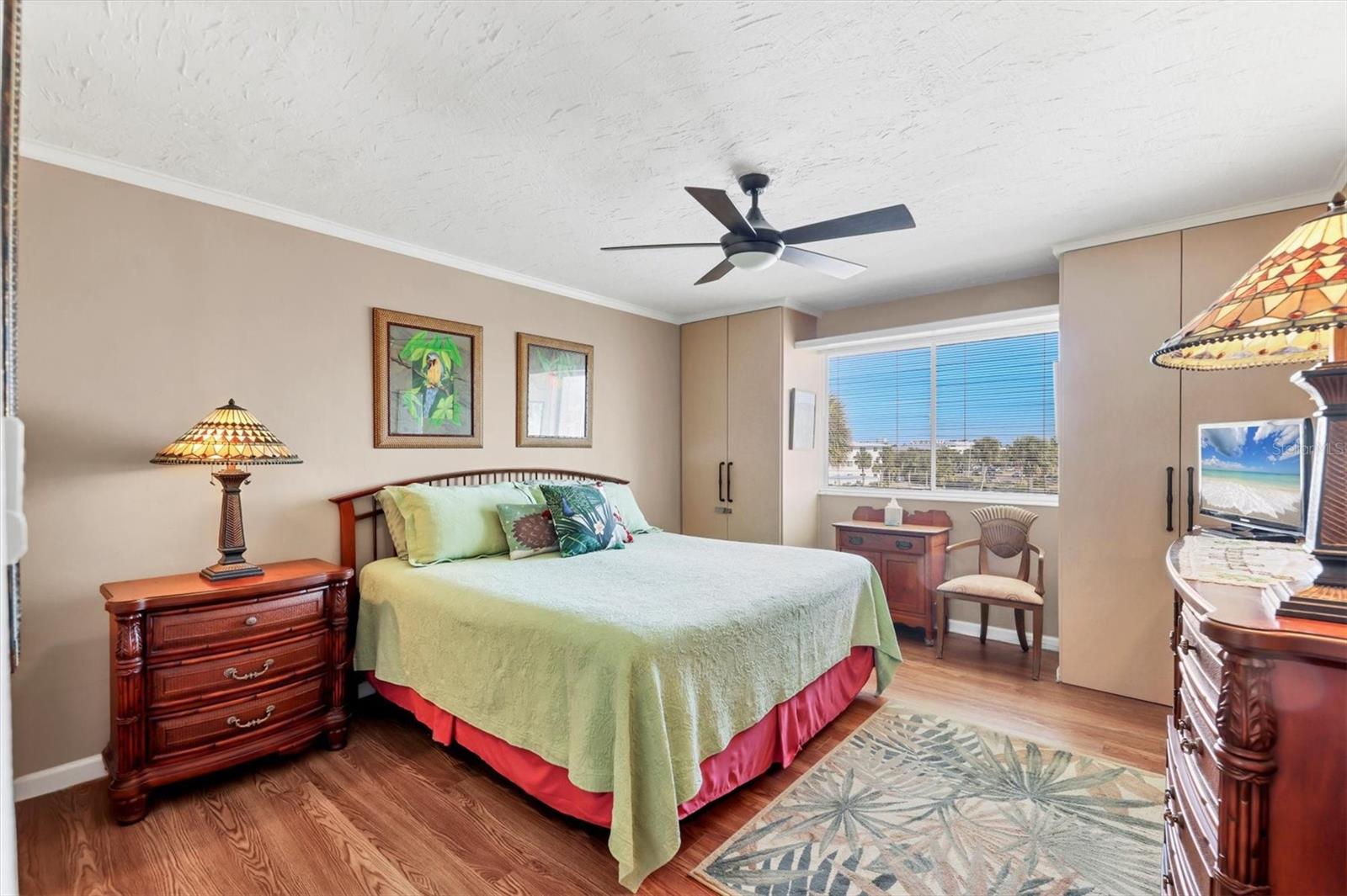 Image 16 of 36 For 761 John Ringling Boulevard 34