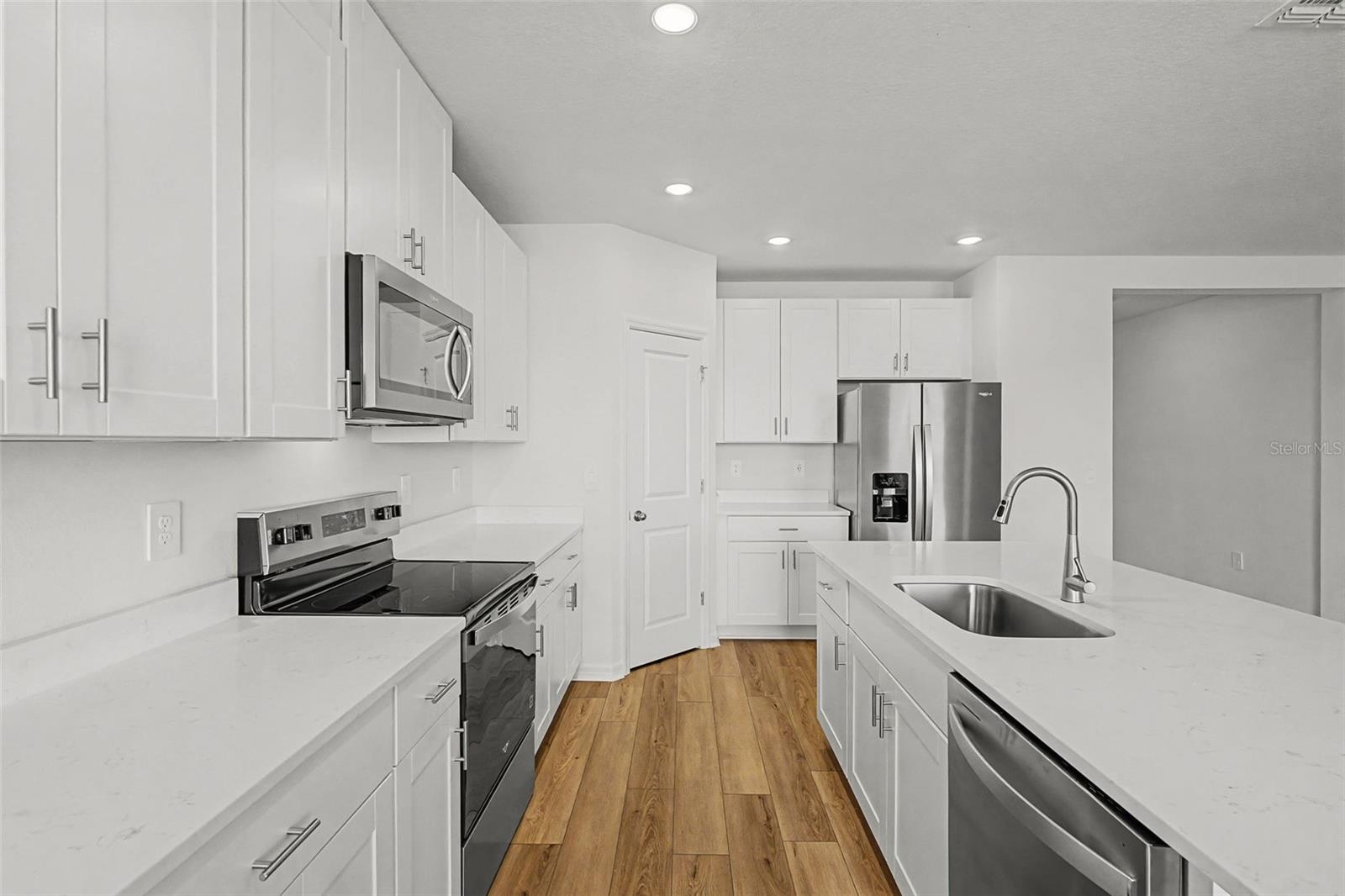 Image 11 of 72 For 7612 Satterfield Terrace