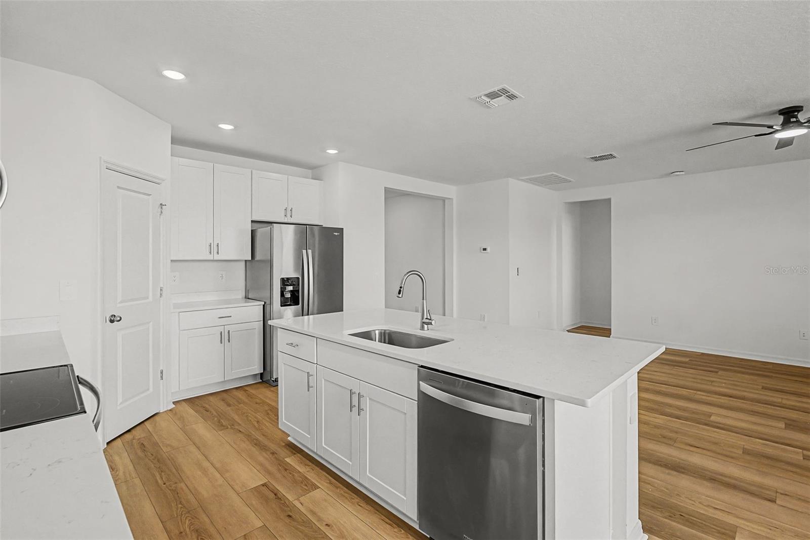 Image 13 of 72 For 7612 Satterfield Terrace