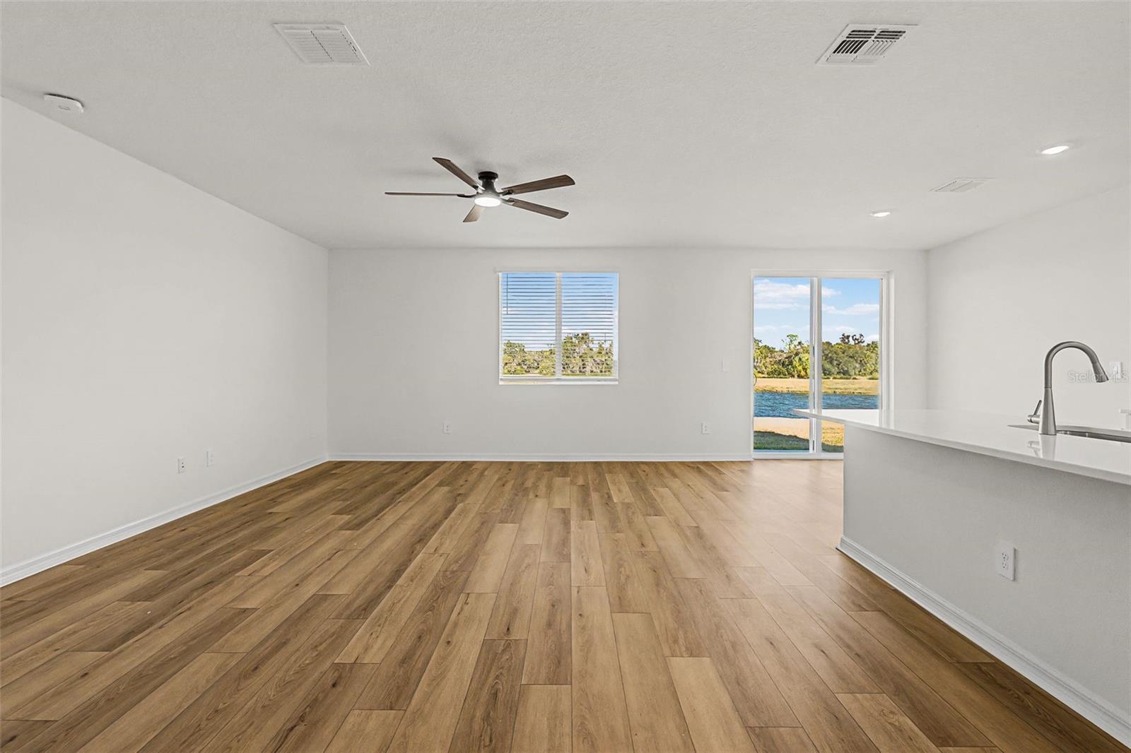 Image 6 of 72 For 7612 Satterfield Terrace