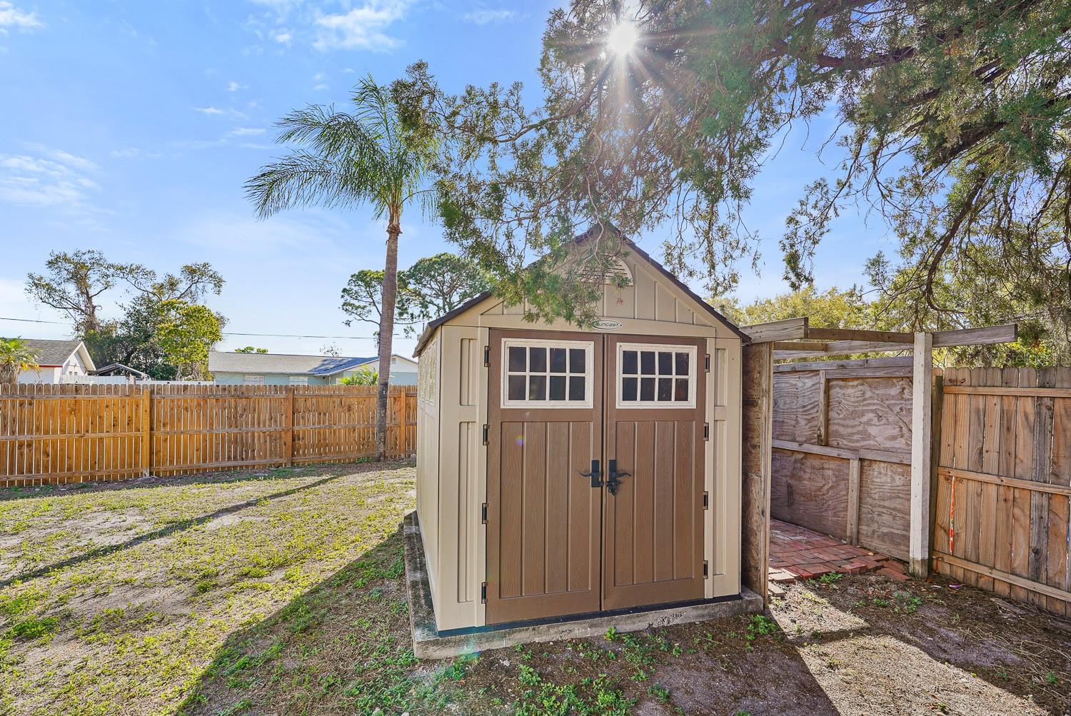 Image 14 of 23 For 635 Melody Circle