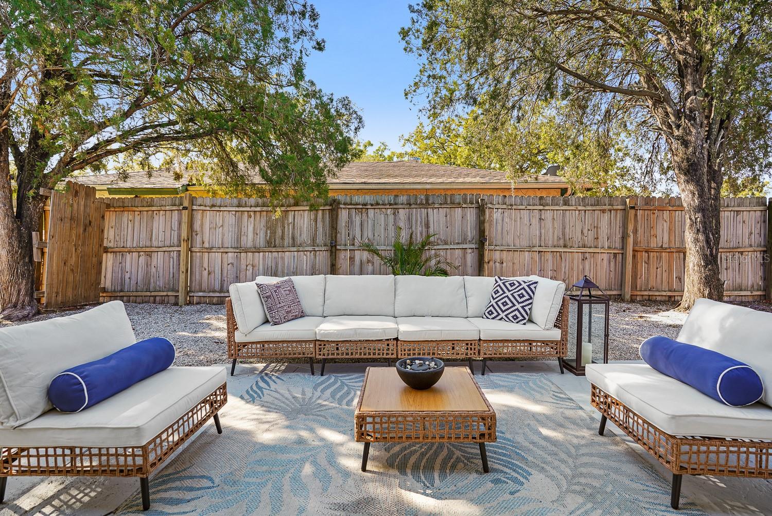 Image 15 of 23 For 635 Melody Circle