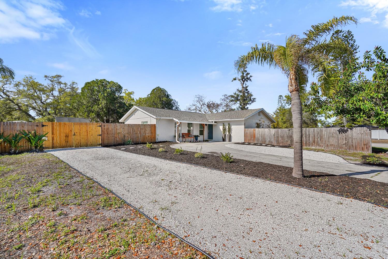 Image 2 of 23 For 635 Melody Circle