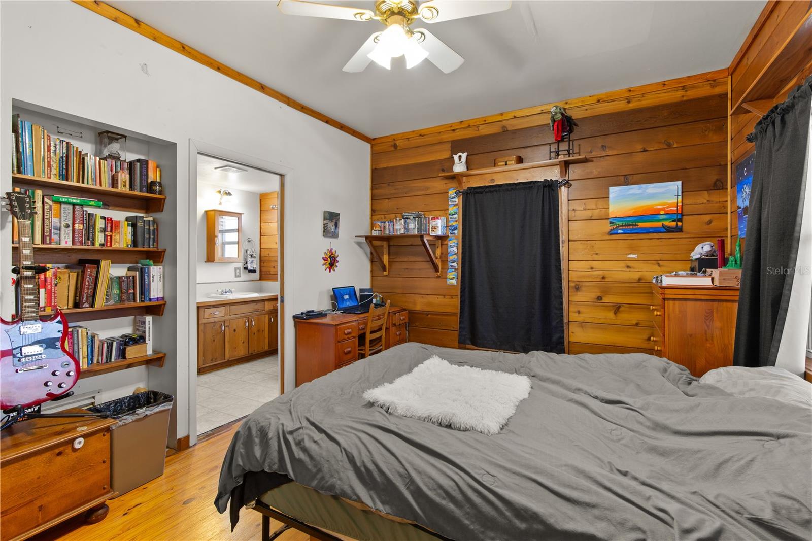 Image 23 of 54 For 7251 241st Street E