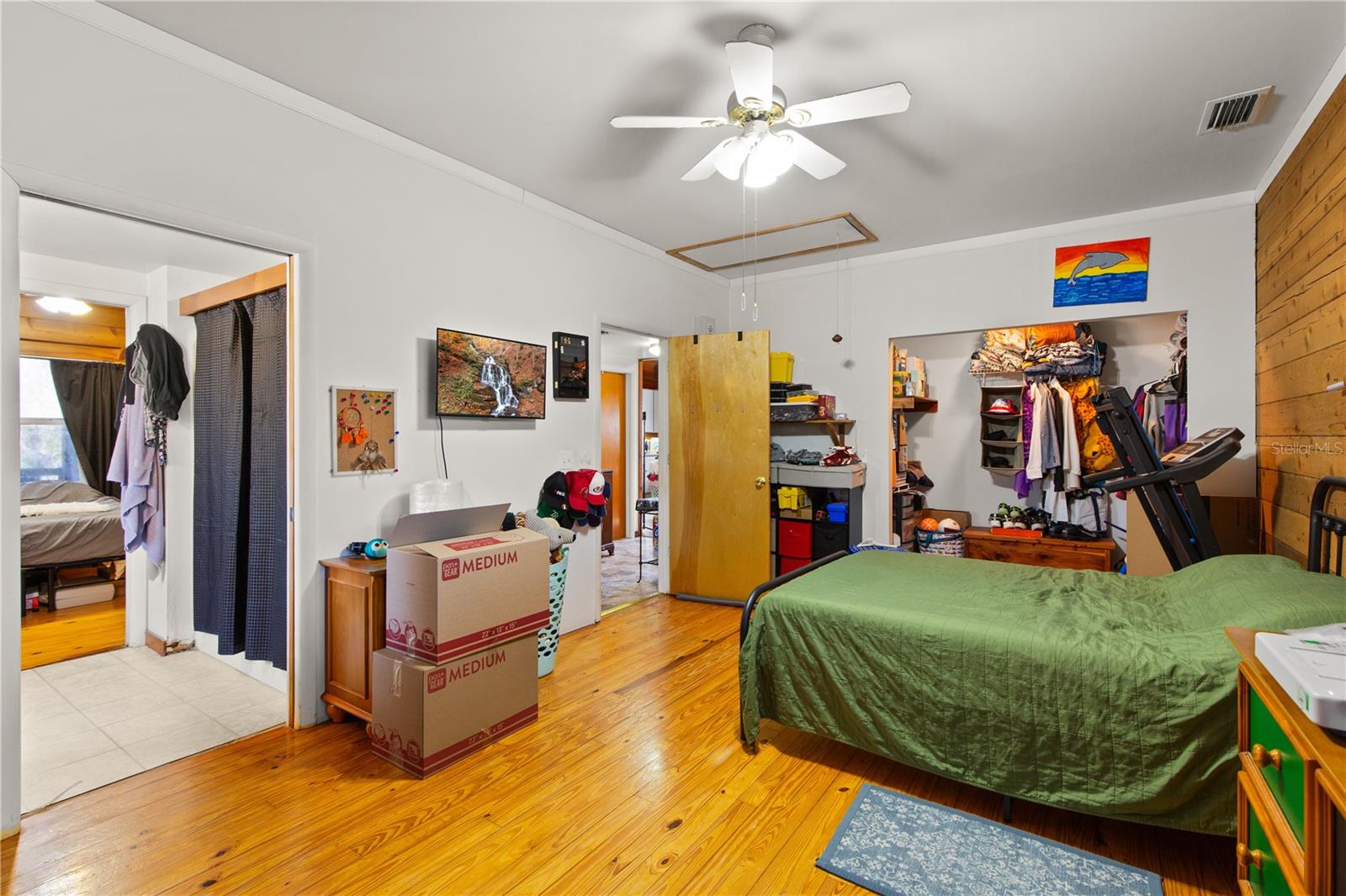 Image 27 of 54 For 7251 241st Street E