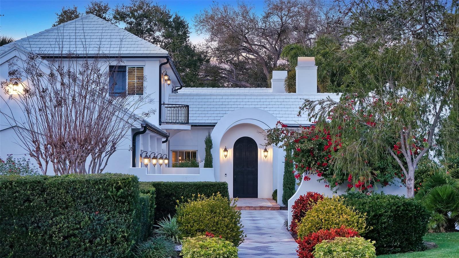 Image 4 of 52 For 1729 Cherokee Drive