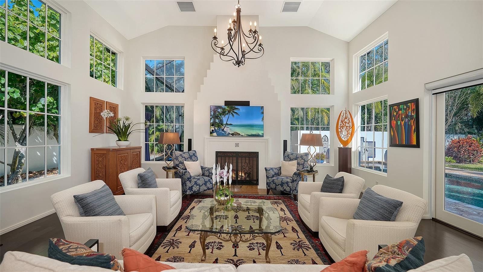 Image 9 of 52 For 1729 Cherokee Drive