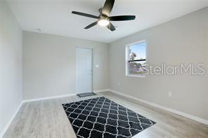 Image 3 of 14 For 810 20th Avenue W