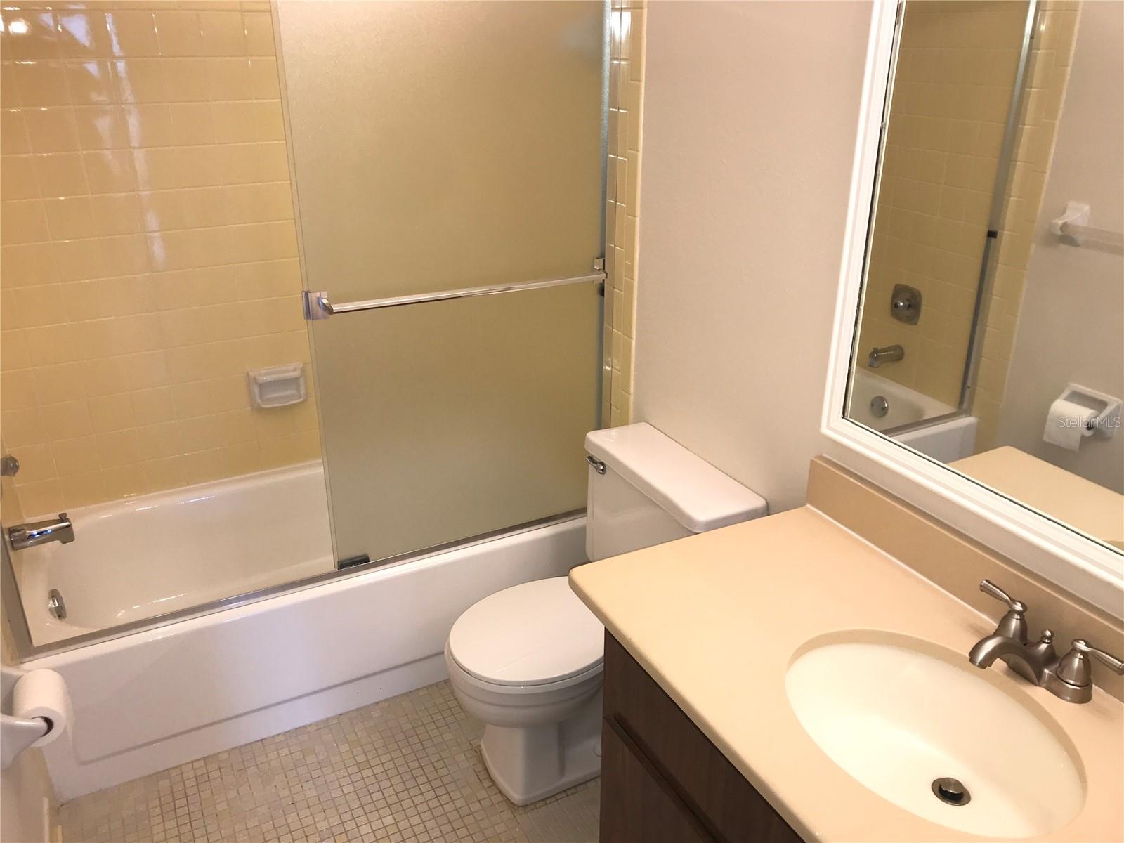 Image 18 of 21 For 3705 34th Ave Drive W