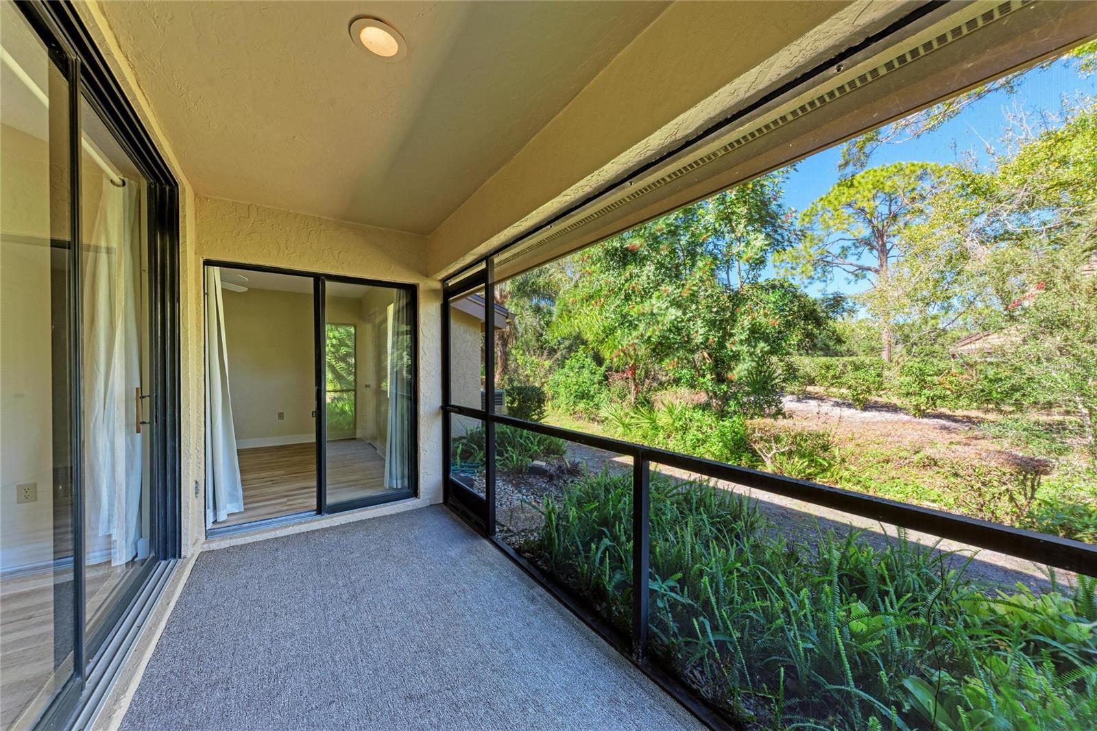 Image 22 of 36 For 4537 Morningside  10