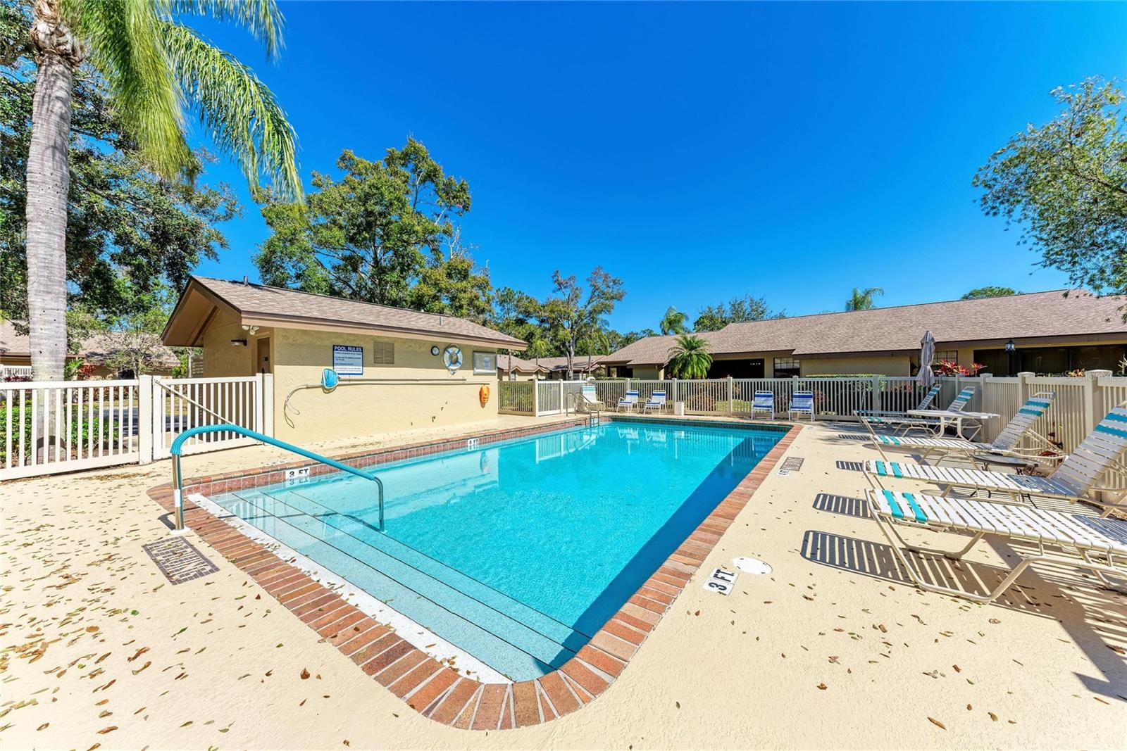 Image 25 of 36 For 4537 Morningside  10