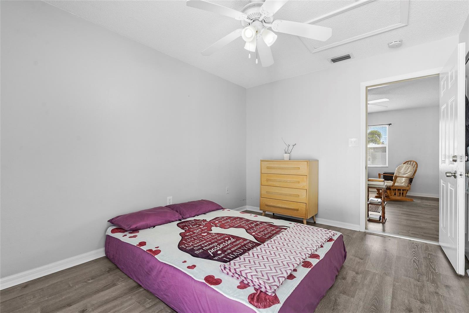 Image 17 of 46 For 1308 File Avenue