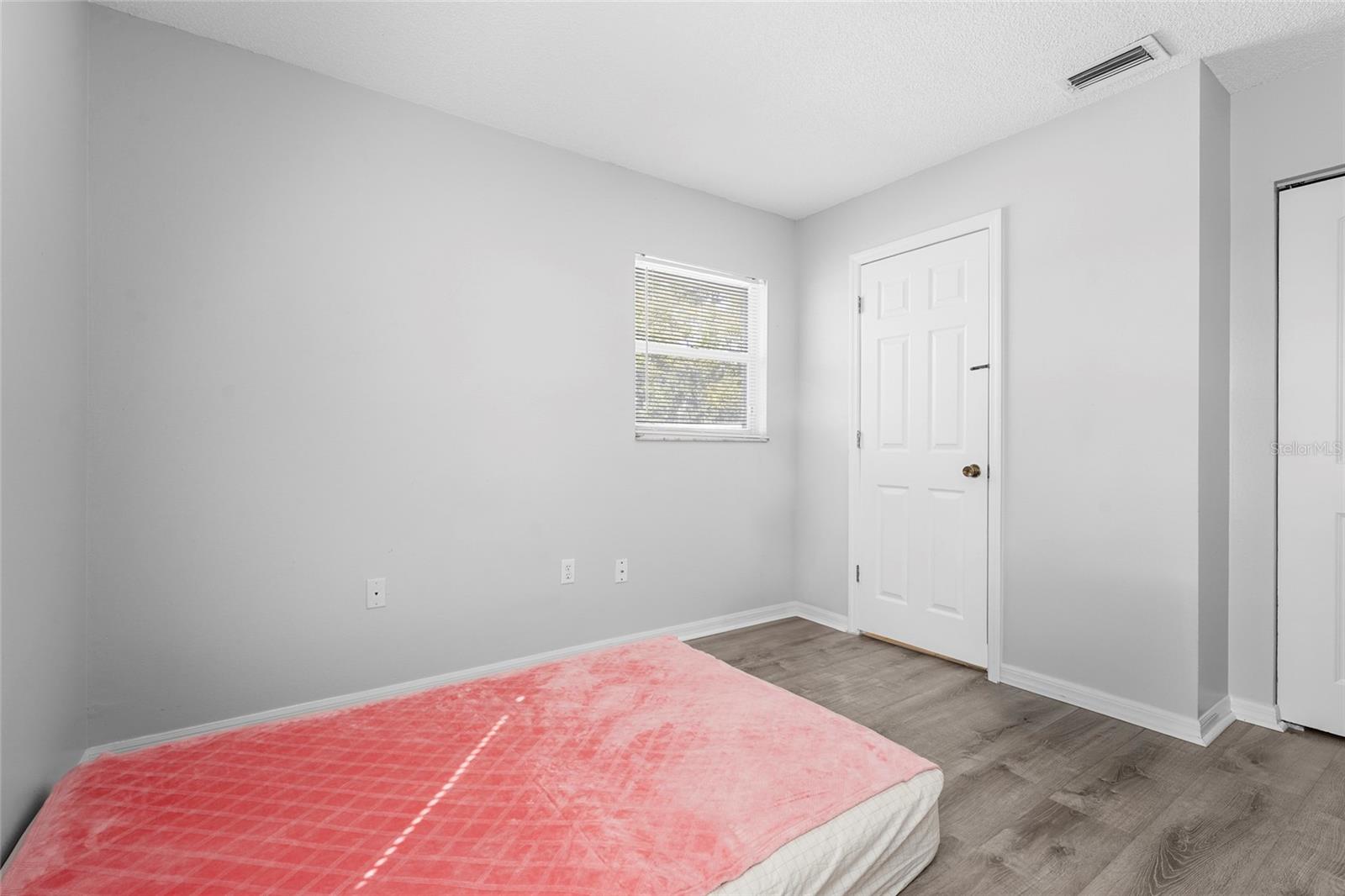 Image 22 of 46 For 1308 File Avenue