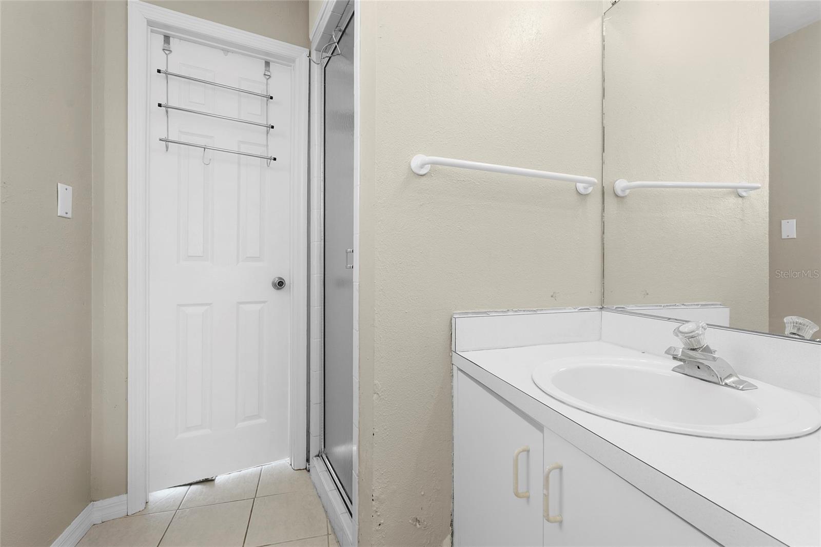 Image 24 of 46 For 1308 File Avenue