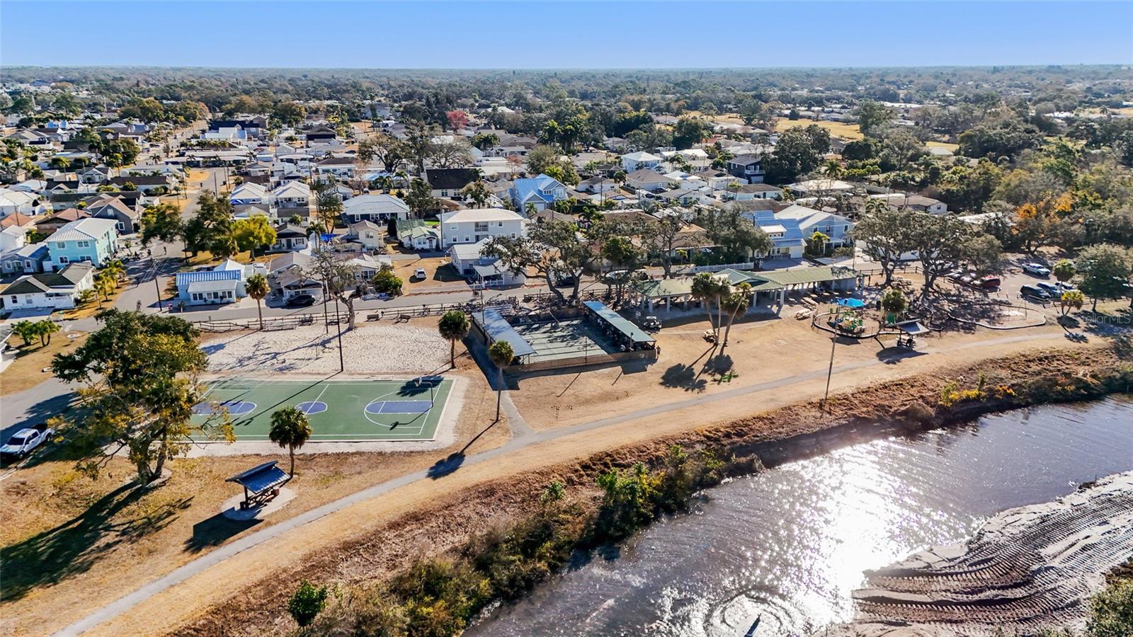 Image 44 of 46 For 1308 File Avenue