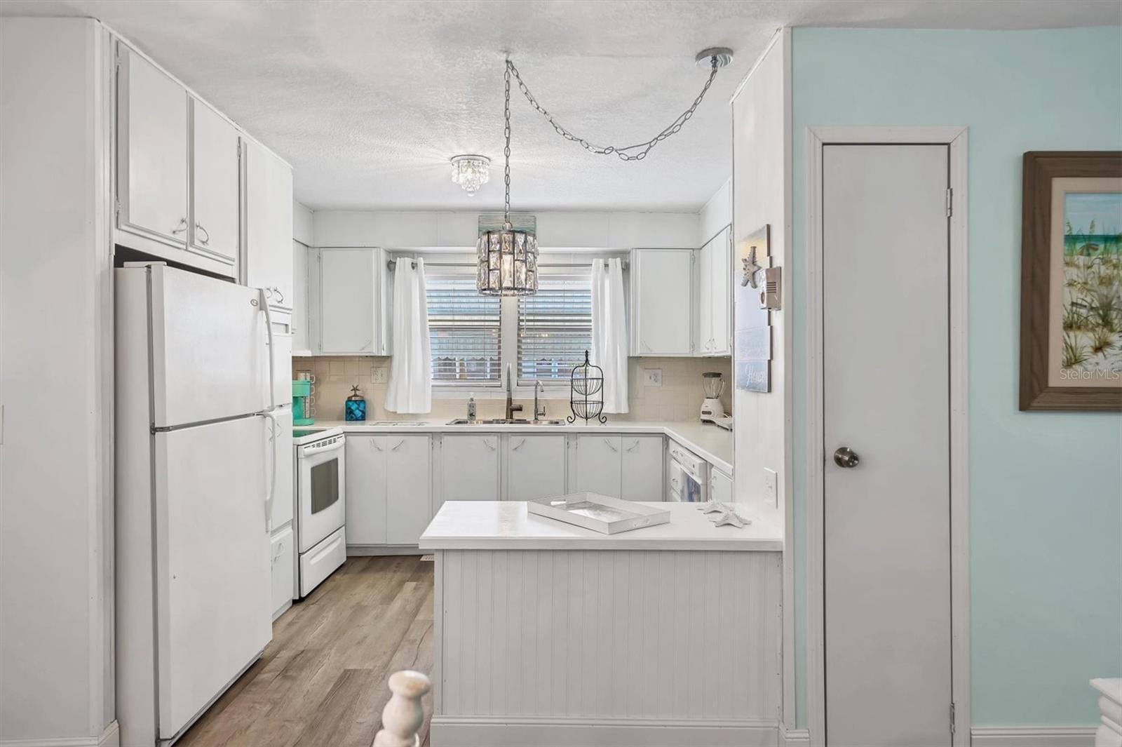 Image 12 of 50 For 1006 44th Avenue Drive E