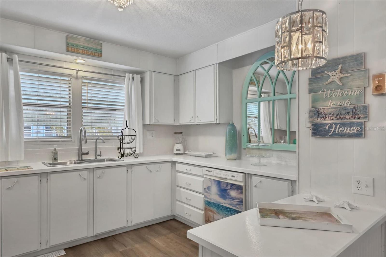 Image 14 of 50 For 1006 44th Avenue Drive E