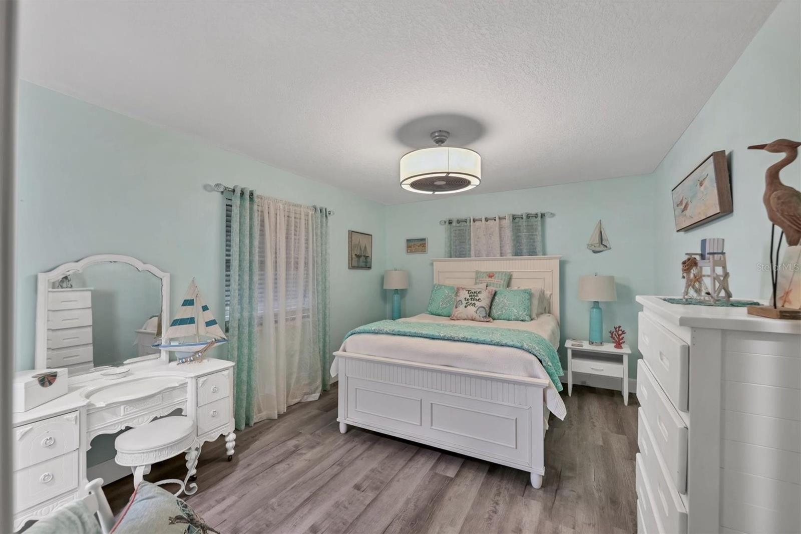 Image 18 of 50 For 1006 44th Avenue Drive E