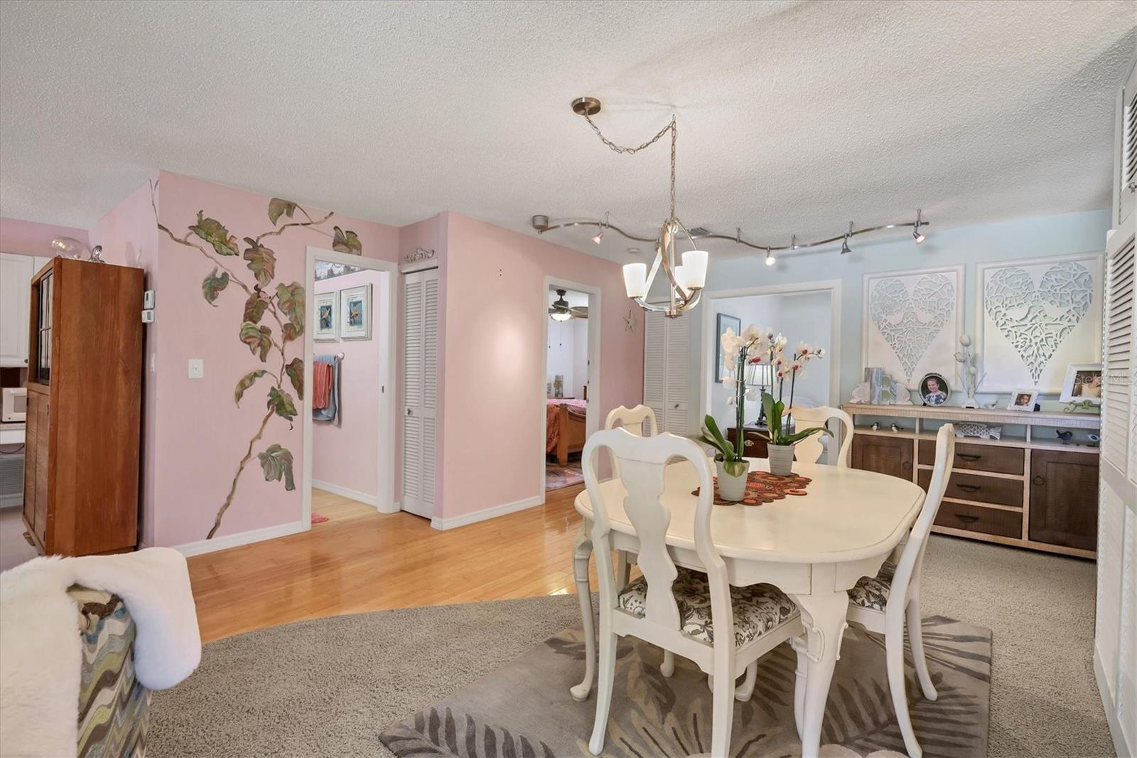 Image 13 of 40 For 2213 19th Avenue W