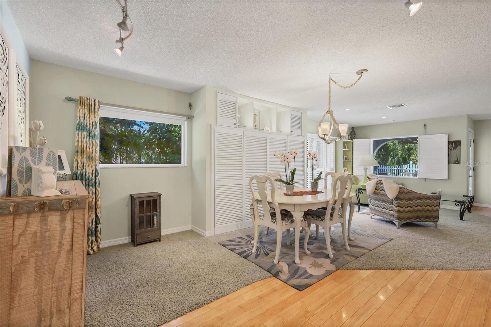 Image 14 of 40 For 2213 19th Avenue W