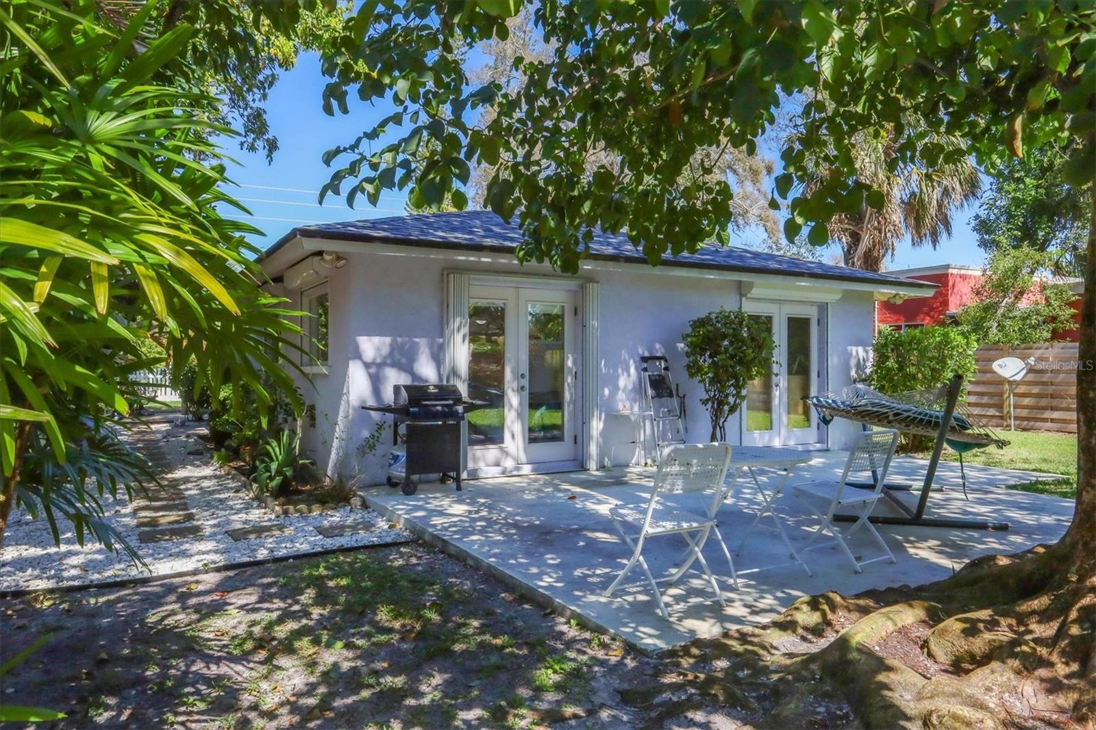 Image 36 of 40 For 2213 19th Avenue W