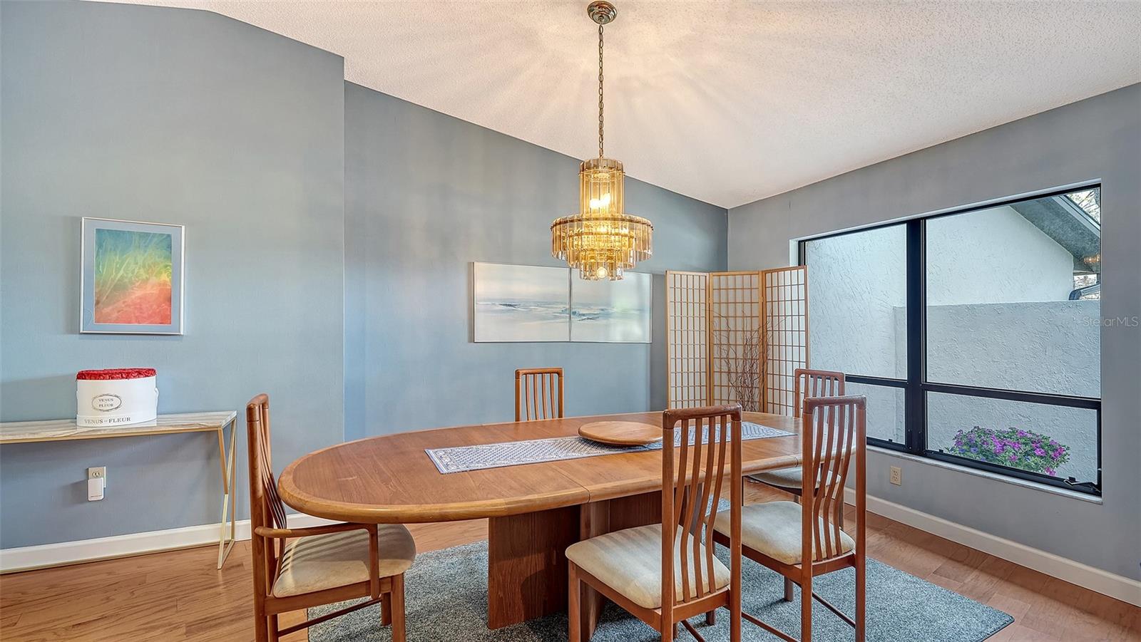 Image 18 of 48 For 5331 Dominica Circle