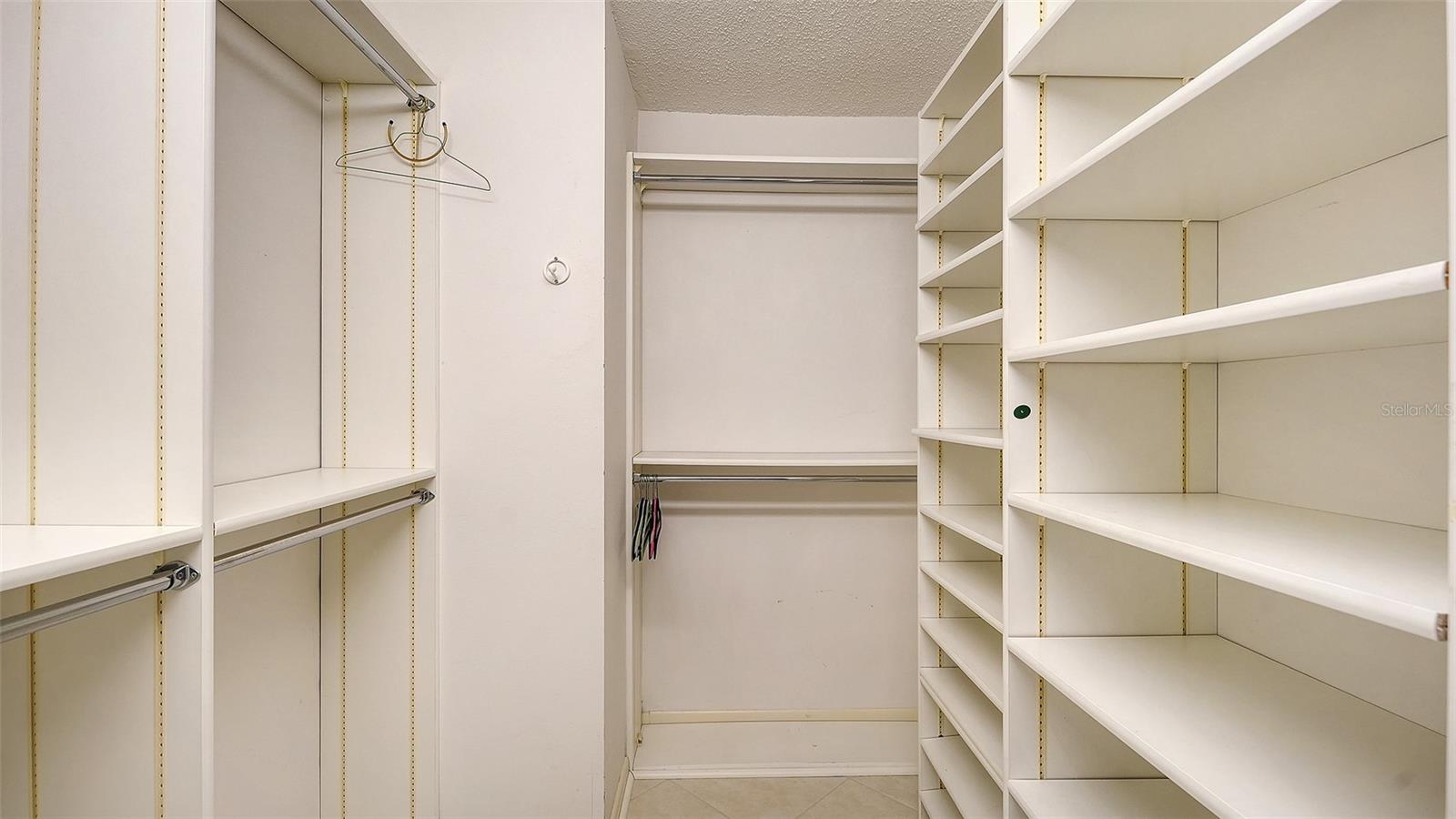 Image 25 of 48 For 5331 Dominica Circle