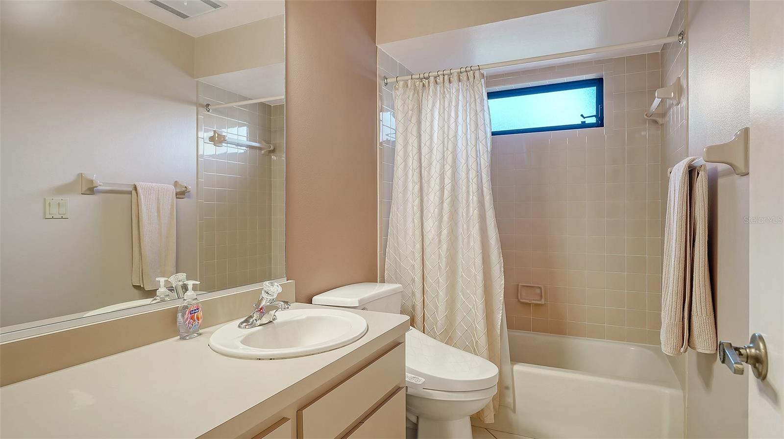 Image 31 of 48 For 5331 Dominica Circle