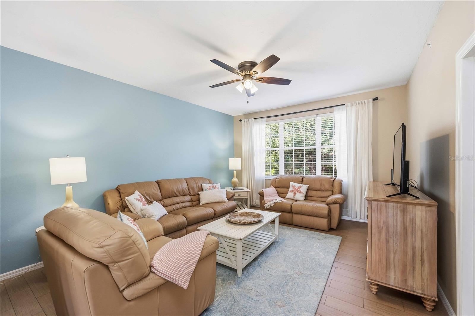 Image 6 of 40 For 3506 54th Drive W 103