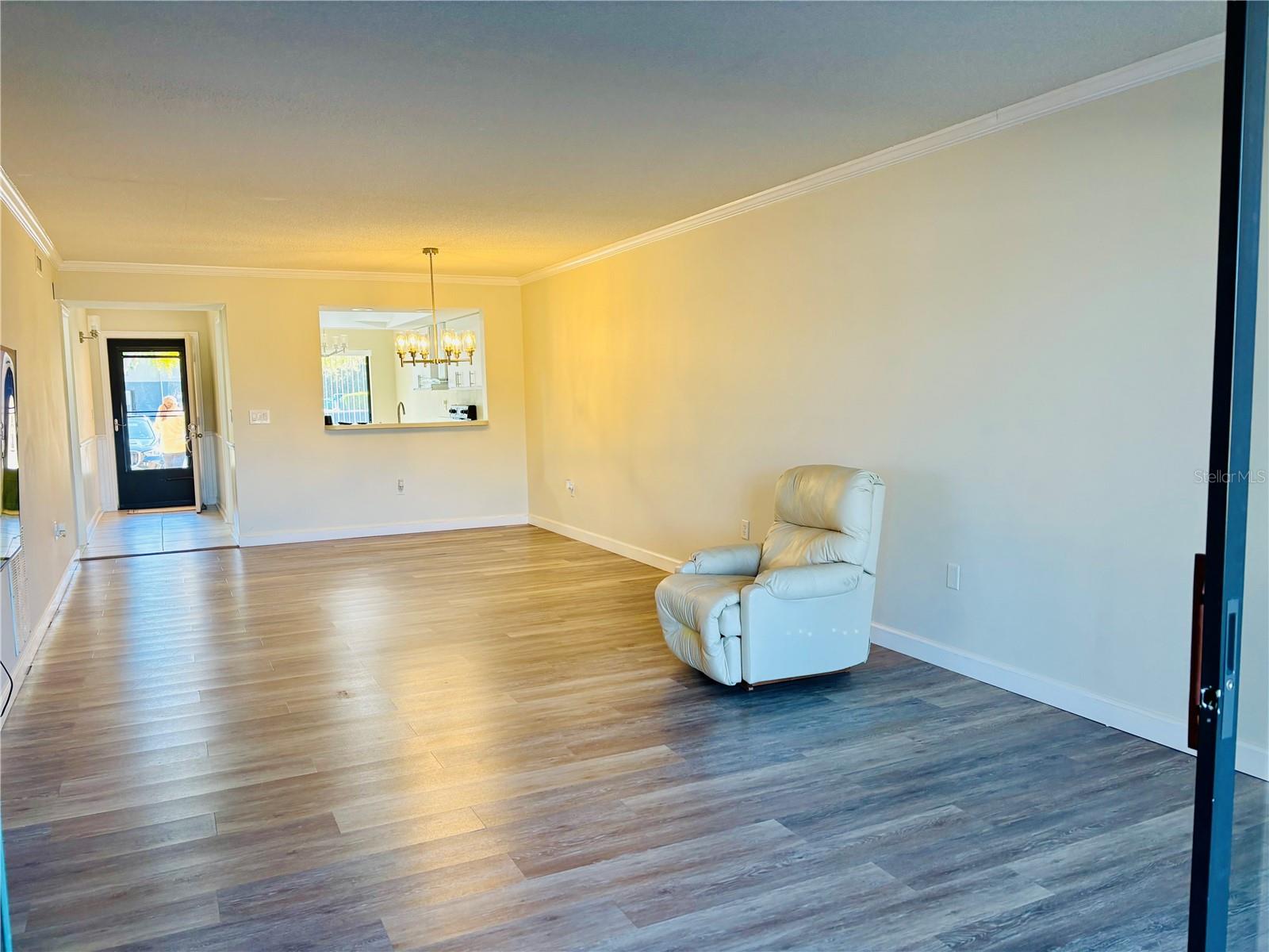 Image 10 of 32 For 6211 Timber Lake Drive B9