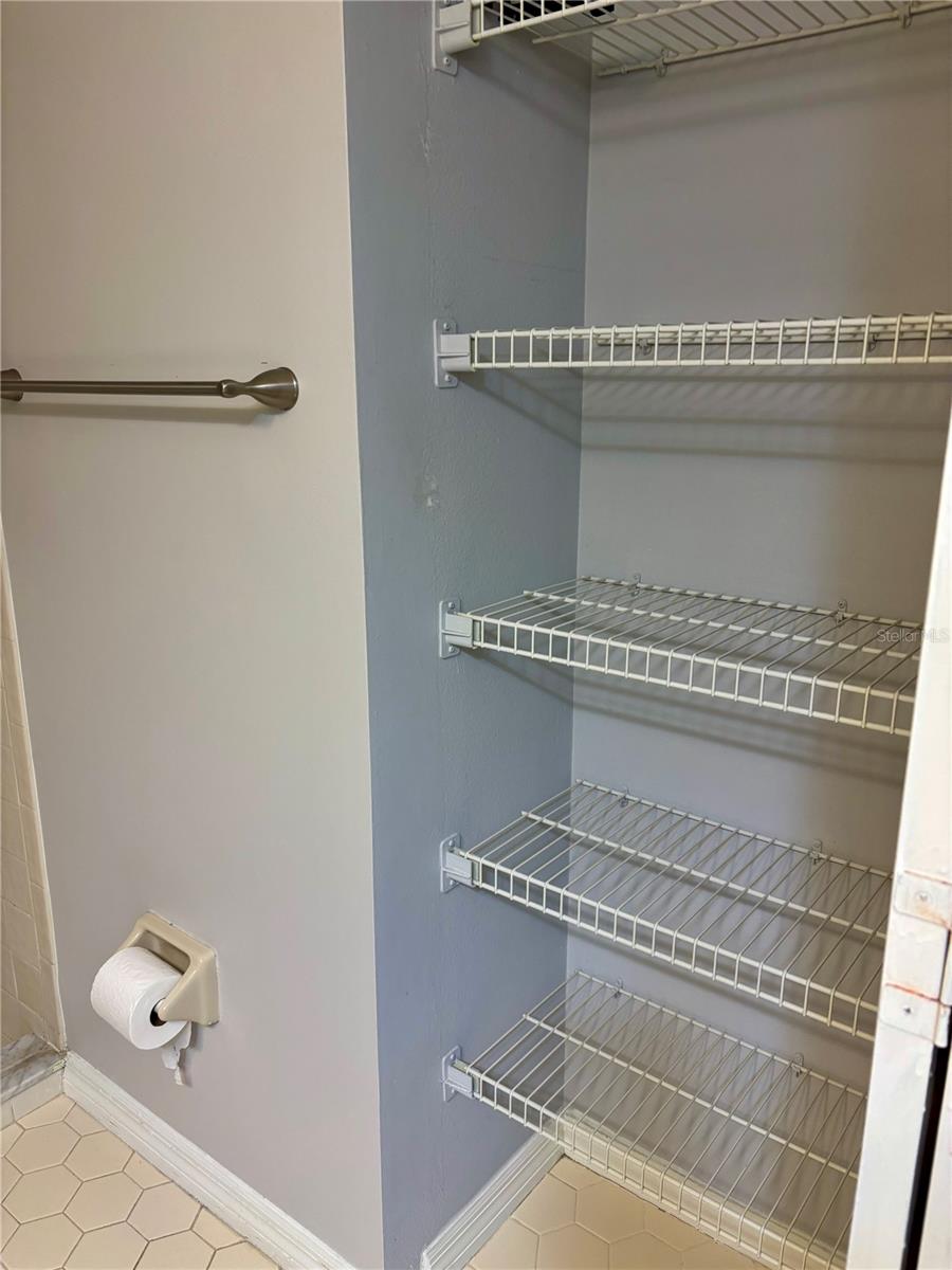 Image 18 of 32 For 6211 Timber Lake Drive B9