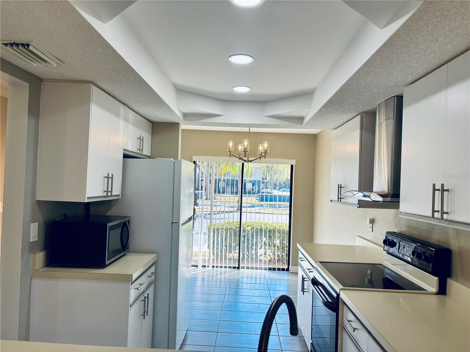 Image 8 of 32 For 6211 Timber Lake Drive B9