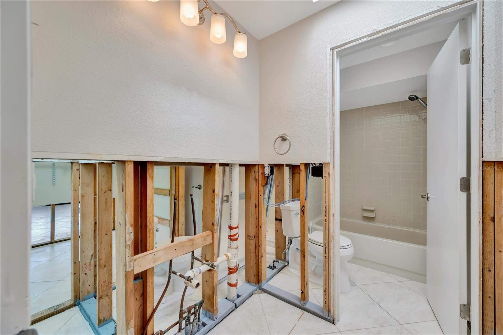 Image 28 of 47 For 3893 Catalina Drive