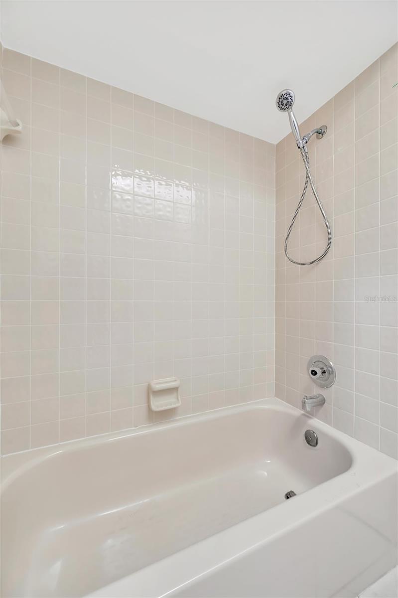 Image 29 of 47 For 3893 Catalina Drive