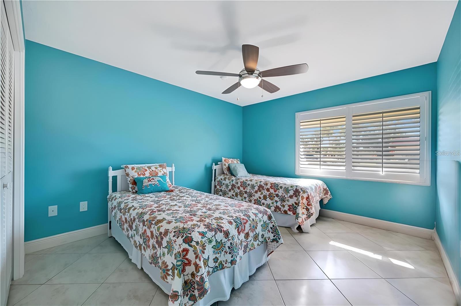 Image 30 of 47 For 3893 Catalina Drive