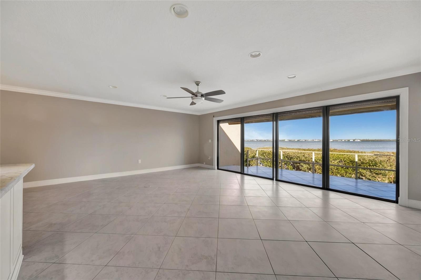 Image 7 of 47 For 3893 Catalina Drive