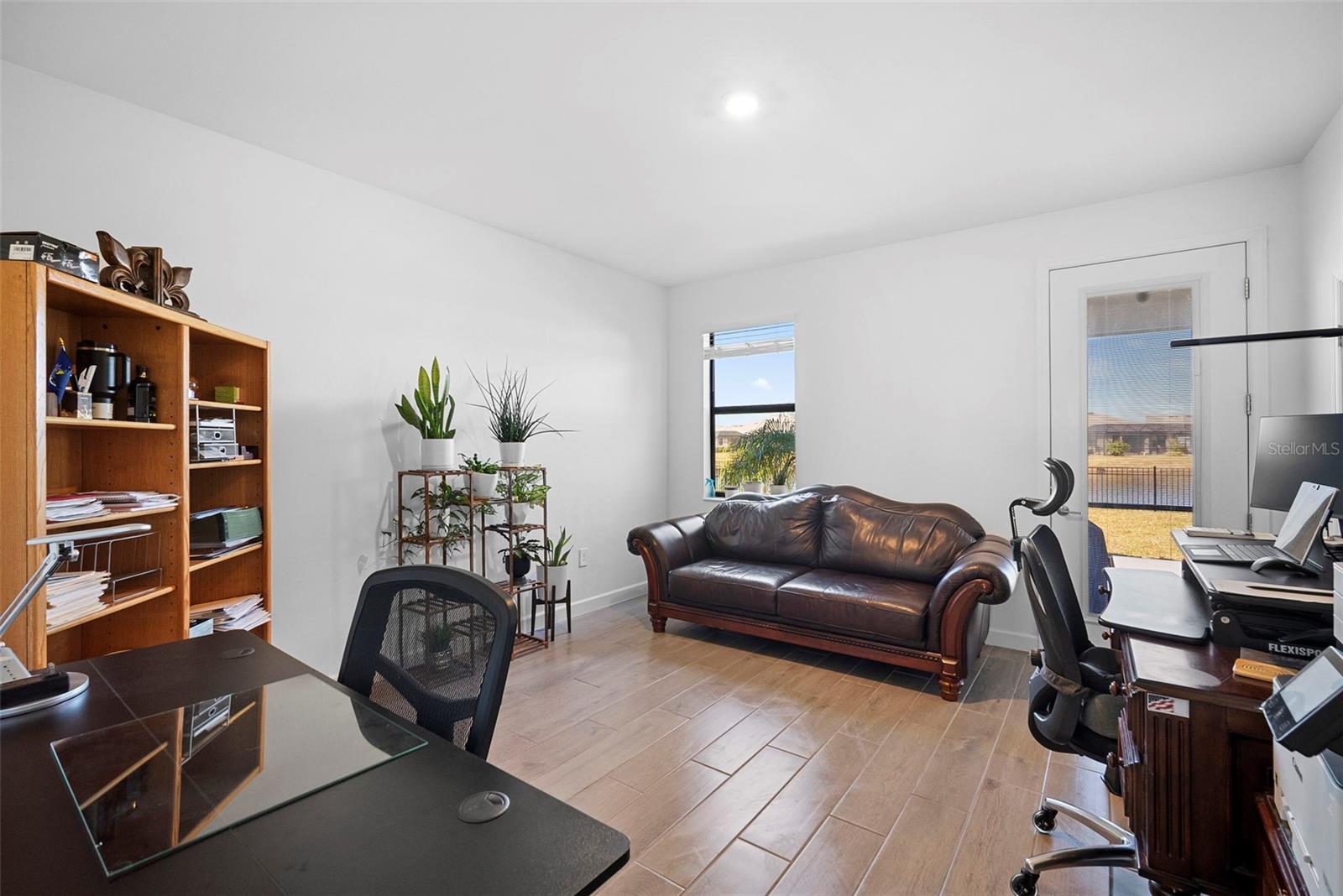 Image 19 of 68 For 15449 White Linen Drive