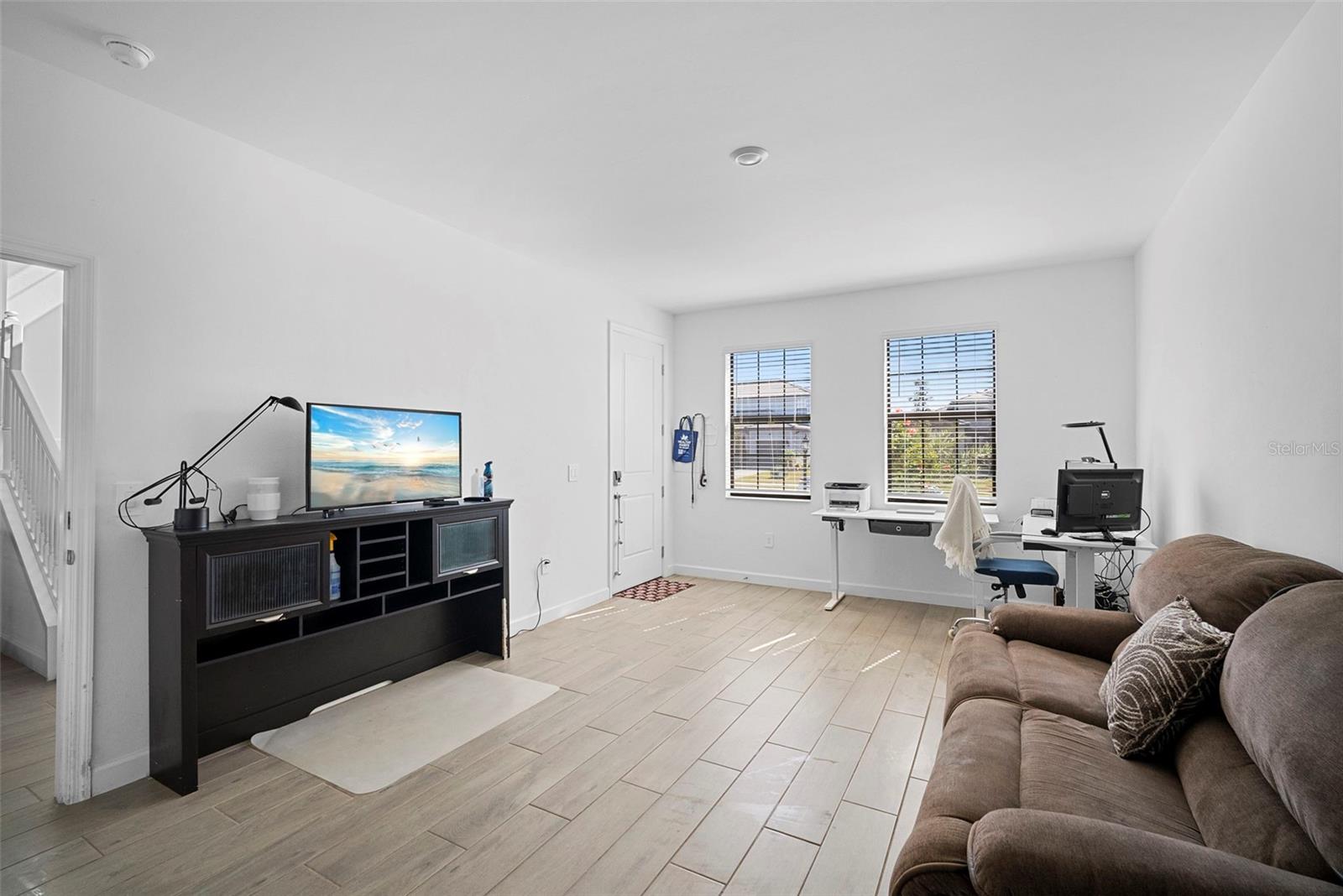 Image 26 of 68 For 15449 White Linen Drive