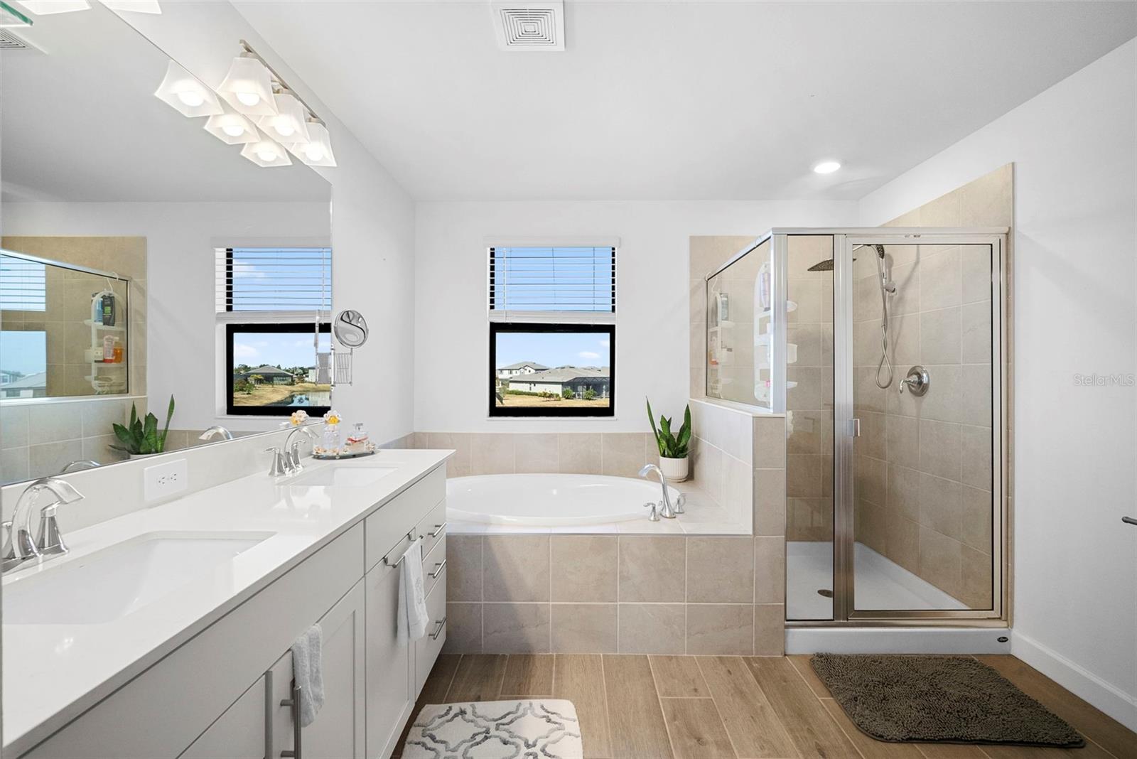 Image 31 of 68 For 15449 White Linen Drive