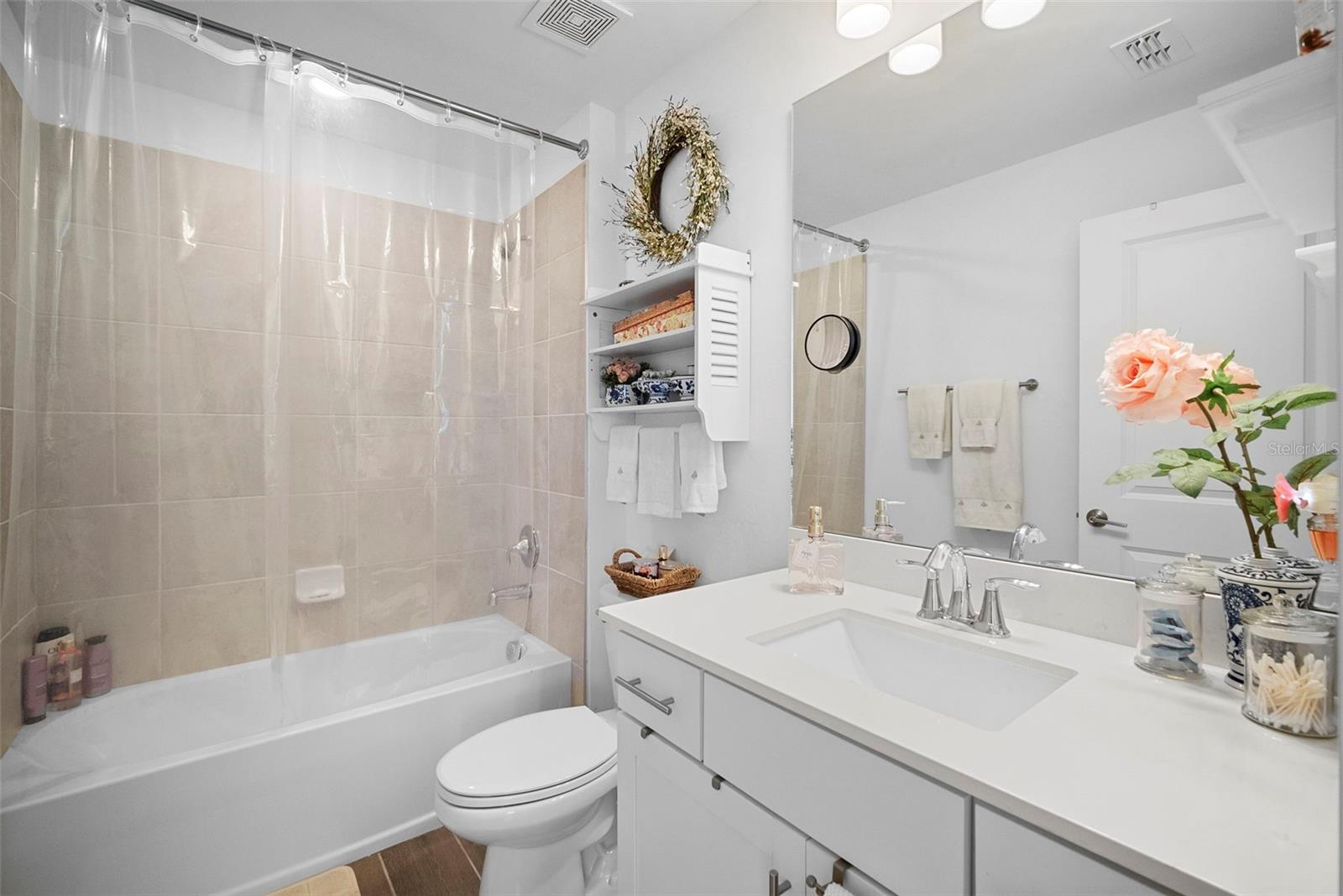 Image 34 of 68 For 15449 White Linen Drive