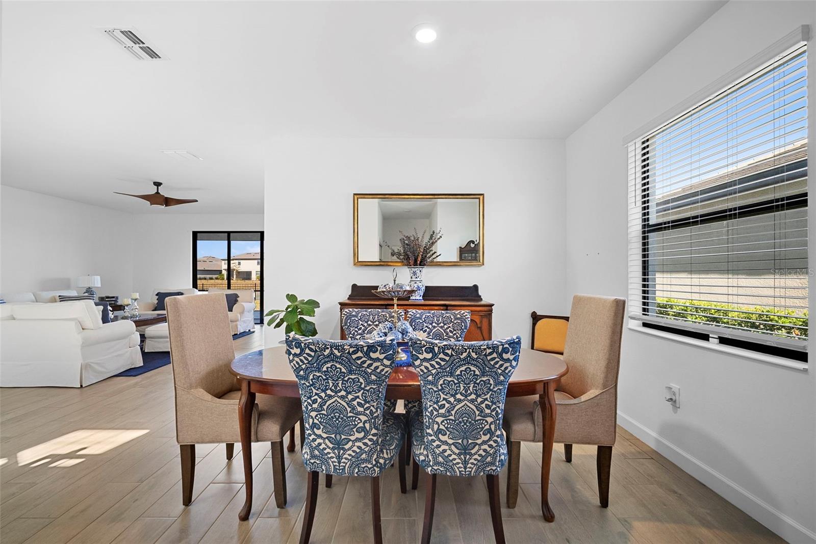 Image 7 of 68 For 15449 White Linen Drive