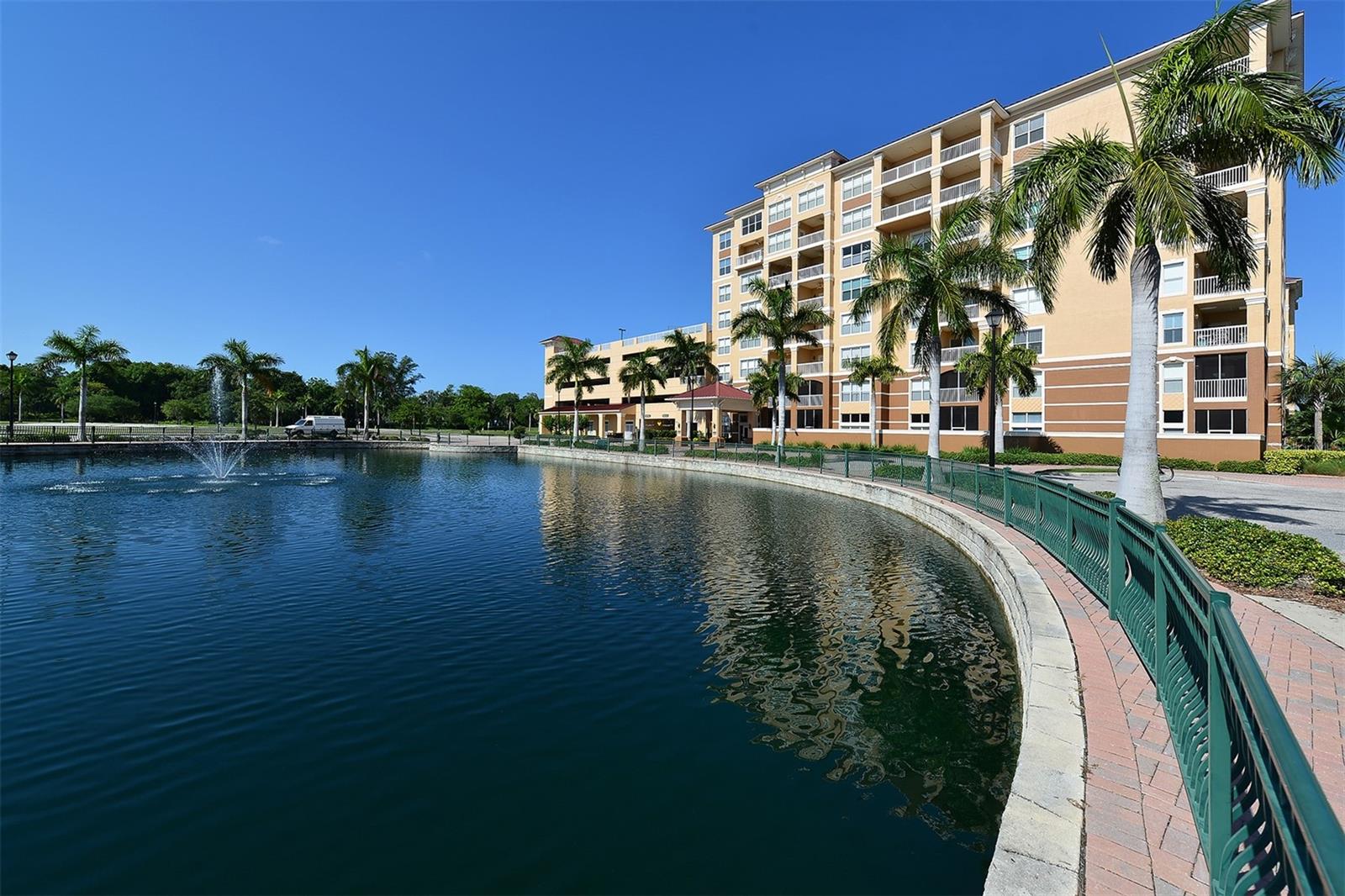 Image 21 of 33 For 1016 10th Avenue W