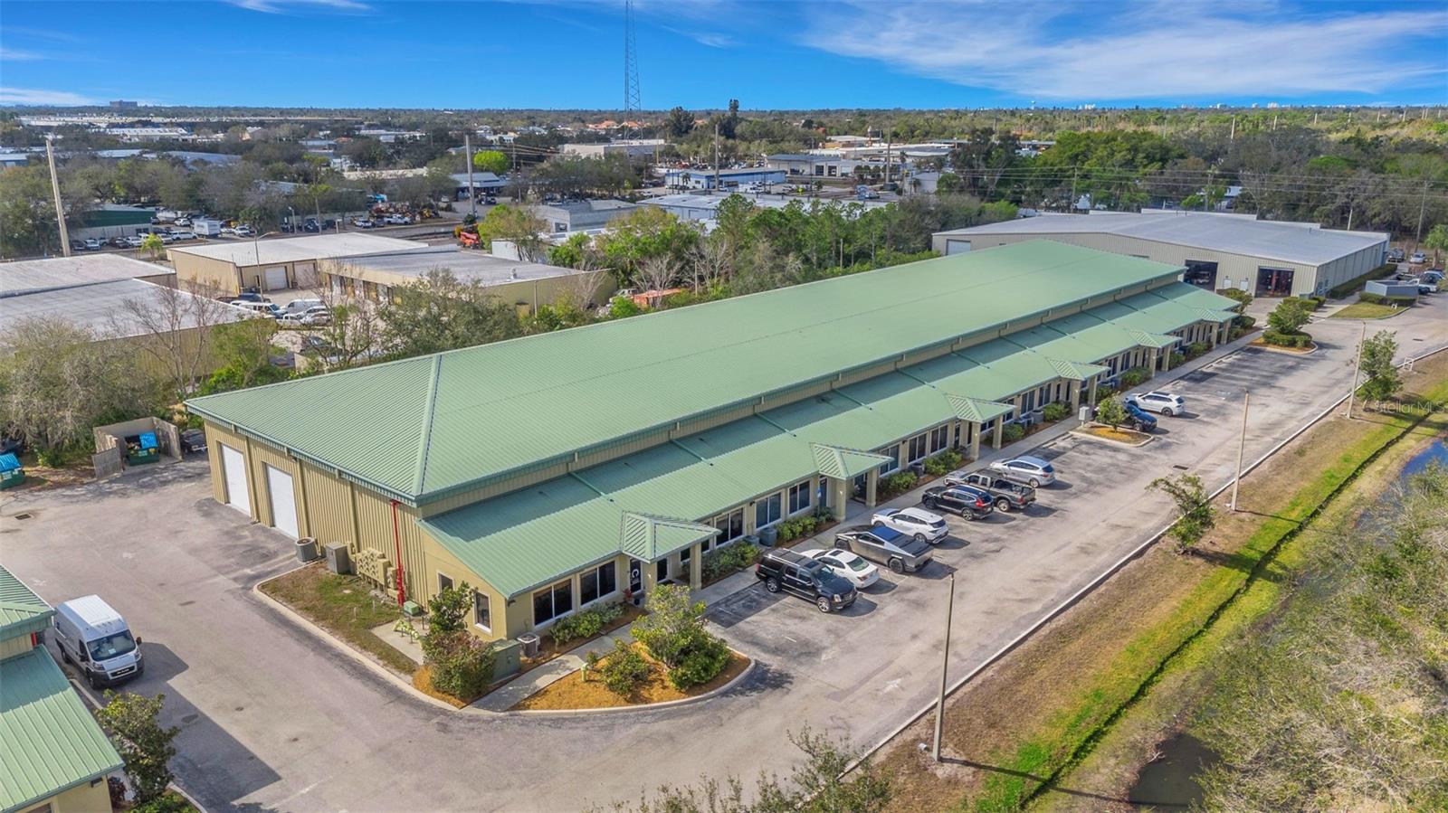 Image 19 of 22 For 4430 Mcashton Street 201