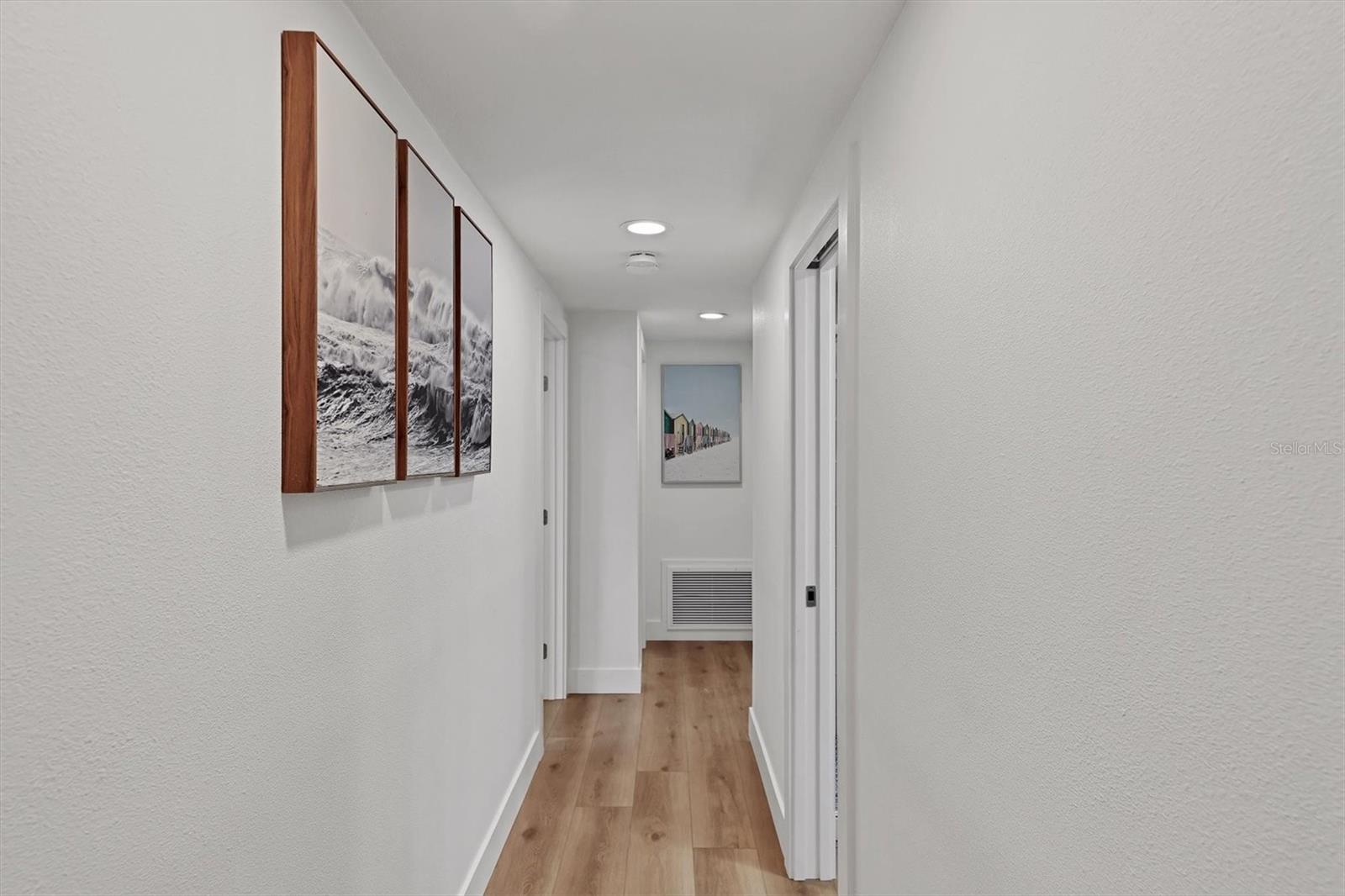 Image 28 of 66 For 270 Gladiolus Street