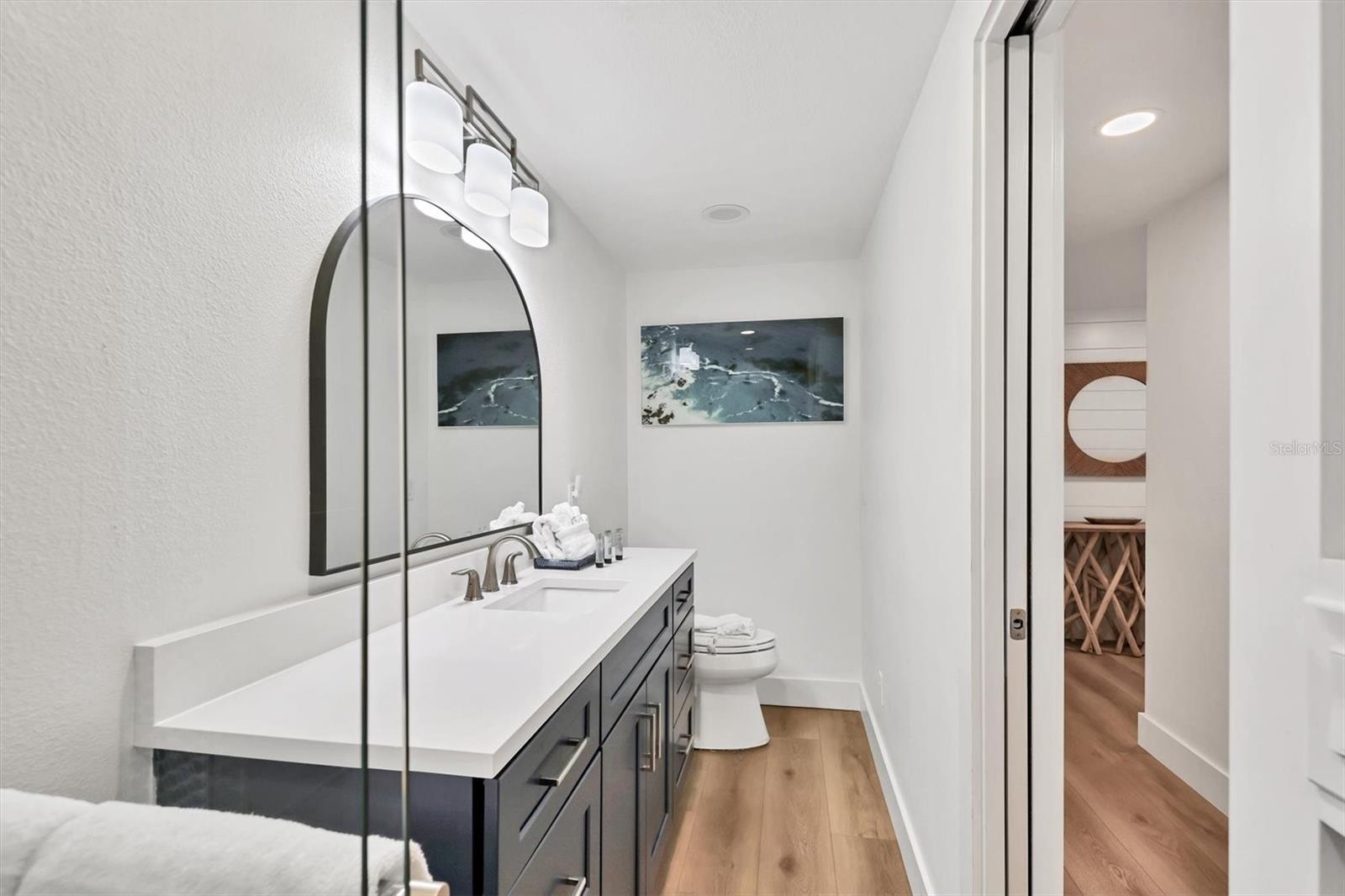 Image 39 of 66 For 270 Gladiolus Street