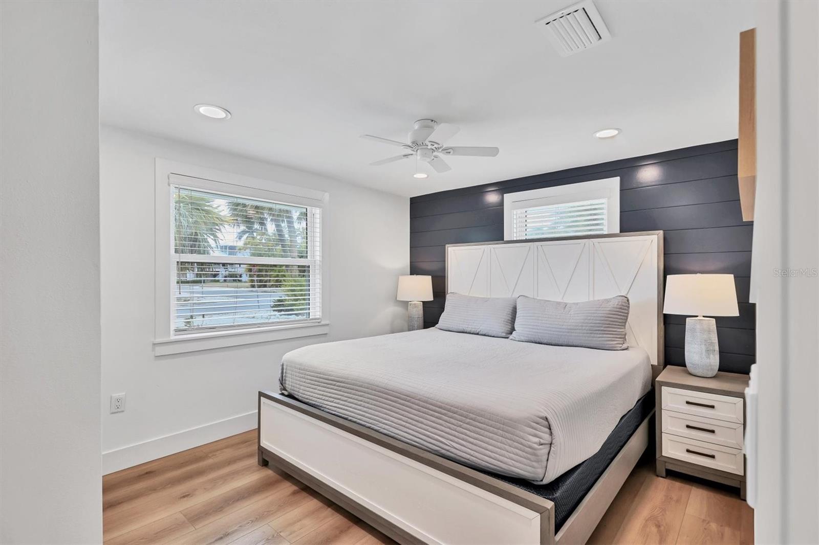 Image 40 of 66 For 270 Gladiolus Street